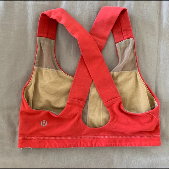 Red lululemon sports bra - Picture 2 of 2